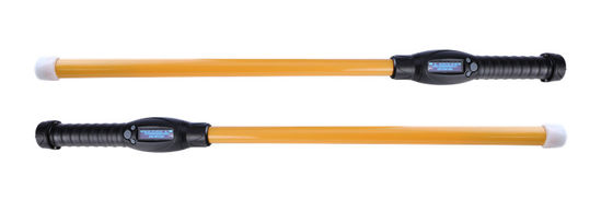 ผู้อ่าน RFID Stick พกพาพร้อม Bluetooth 5 USB การส่งข้อมูลประเภท C และการอ่านระยะไกลสําหรับการจัดการสัตว์เลี้ยง