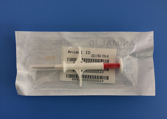 2.12 * 12 มม. Pet ID Microchip พร้อมเข็มฉีดยา Implant Syringe 134.2khz Transponders แบบฉีดได้